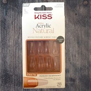 Kiss salon acrylic natural nail set
